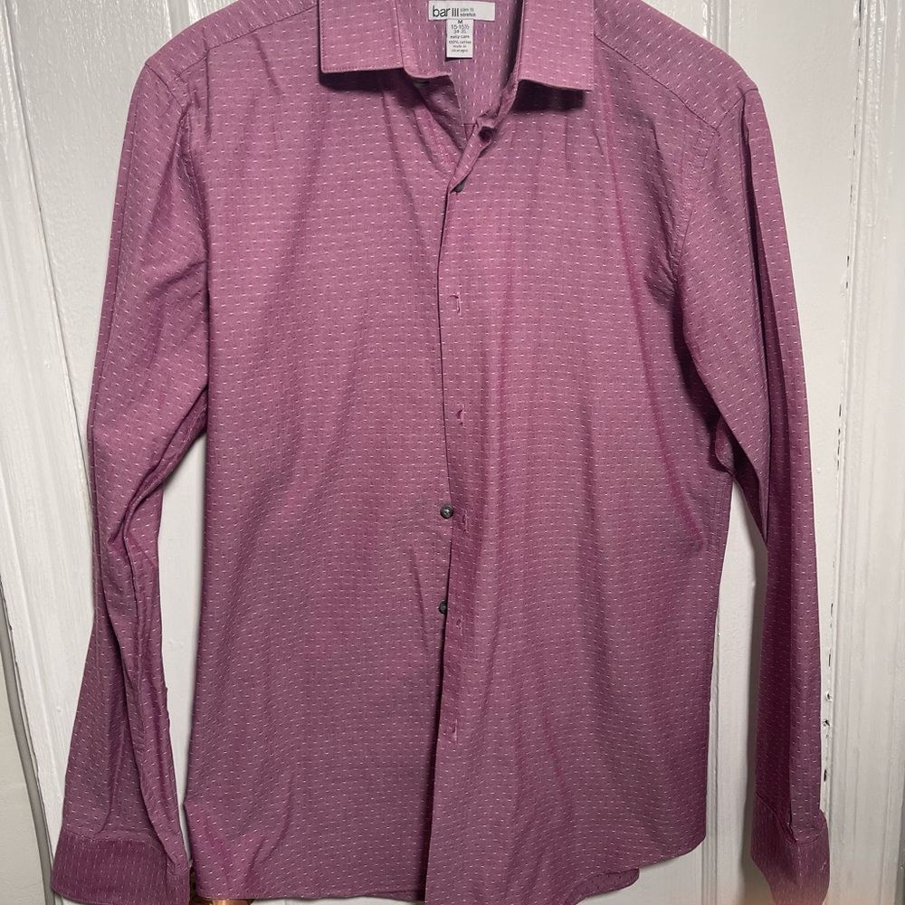 BAR III, shimmering light purple dress shirt, embossed pattern